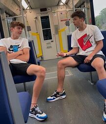 Hot Guys 59 6293c2a2437f2.jpg