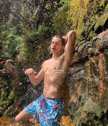 Hot Guys 59 6293c2b735ee3.jpg