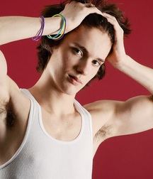 Hot Guys 61 62d0bce244fdd.jpg