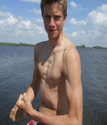 Hot Guys 61 62d0bd343789b.jpg