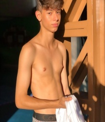 Hot Guys 62 62d6e89a3c8c9.jpg