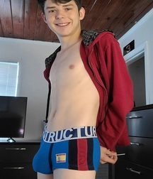 Hot Guys 64 62ed911599baa.jpg