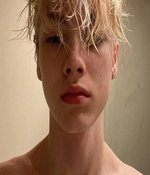 Hot Guys 64 62ed9164ec45b.jpg