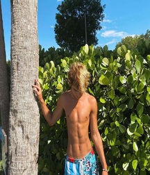 Hot Guys 64 62ed922610081.jpg