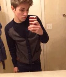 Tiago Gay Tube Twink Boy Selfies 600e9acf9f1fb.jpg