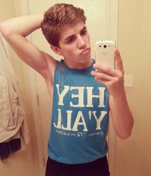 Tiago Gay Tube Twink Boy Selfies 600e9adcca0c9.jpg