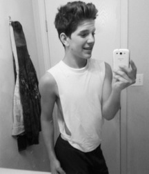 Tiago Gay Tube Twink Boy Selfies 600e9b0676092.jpg