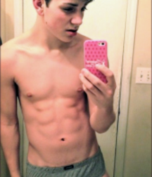 Tiago Gay Tube Twink Boy Selfies 600e9b0bade88.png