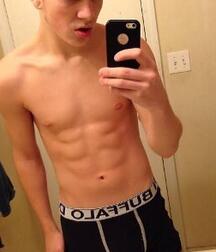 Tiago Gay Tube Twink Boy Selfies 600e9b1463deb.jpg
