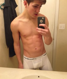 Tiago Gay Tube Twink Boy Selfies 600e9b1db2423.jpg