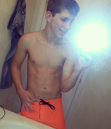 Tiago Gay Tube Twink Boy Selfies 600e9b321d72d.jpg