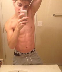 Tiago Gay Tube Twink Boy Selfies 600e9b38f2e6a.jpg