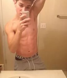 Tiago Gay Tube Twink Boy Selfies 600e9b4d2d25b.jpg