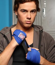 Justin Owen Gay Tube 6026ed3a98019.jpg