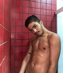 Roscariano Gay Tube 604fb1c526eb8.jpg