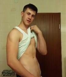 Chandlerboi8 Gay Tube 60616adfb8d2e.jpg