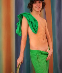 Johnny - Alexboys Gay Tube Twink 60aa8e51082f9.jpg