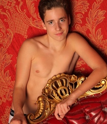 Xenos Gay Porn Tube 610de7899a831.jpg