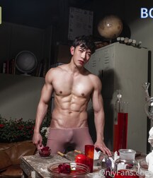 Kora Skiin Mode Gay Porn Tube 6132a57b1b8b2.jpg