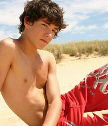 PC0002 Shirtless Guys Gay Tube 600741e0d2f6f.jpg