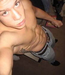 PC0002 Shirtless Guys Gay Tube 60074239093d5.jpg