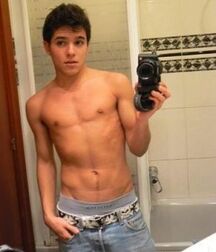 PC0002 Shirtless Guys Gay Tube 60074244c1f8a.jpg