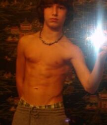 PC0002 Shirtless Guys Gay Tube 60074250bbdec.jpg