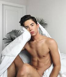 Chris Walsh The Star Gay Tube 6050c7f3735b4.jpg