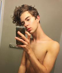 Chris Walsh The Star Gay Tube 6050c89d2d3c6.jpeg