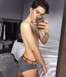 Chris Walsh The Star Gay Tube 6050c8af3afeb.jpeg
