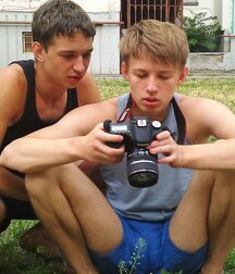 From BLUEBOY1 Mix Of Boys No Nude No Porn only legal Pics