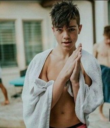 Pictures 2126 gay tube  601f1384c767c.jpeg