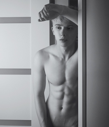 Pictures 21211 gay tube  6027077363e4f.png