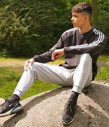 mecs de cité gay tube 601c0d5baef1b.jpg