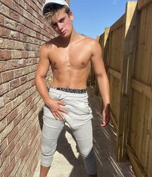 Leonsonit sexy porn gay tube 6061f347b8d57.jpg