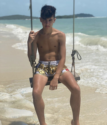 Hot Solo Shirtless Boys Porn 60299488e1b54.jpg