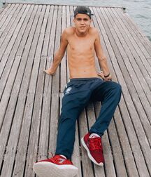 Hot Solo Shirtless Boys Porn 602994aa0846f.jpg