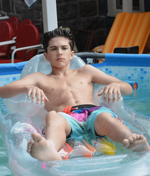 Hot Solo Shirtless BoysTube 2 6031791facd53.png