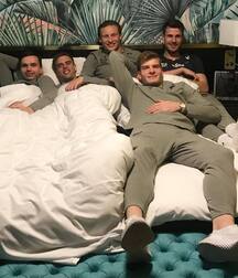 Hot Mixed Group Boys Tube 2 60317cb41cfd2.jpg