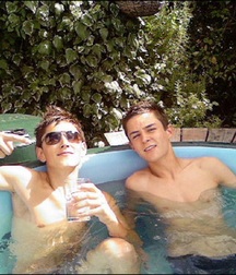 Hot Mixed Duo Gay Tube 3 6039745391a83.jpg
