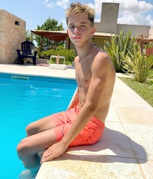 Hot Solo Shirtless Boys Tube 5 6044042157886.jpg