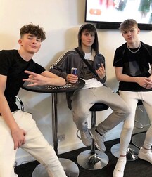 Hot Mixed Group Gay Tube 5 6044207fb37f1.jpg