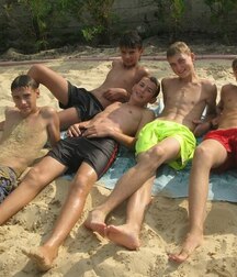 Hot Mixed Group Straight Boys Gay Tube 6 605913e067e90.jpg