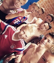 Hot Mixed Group Boys Straight Gay Tube 7 606093c14f056.jpg