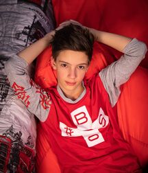 Hot Solo Boys Gay Tube Selfies 60944adcbb2d0.jpg