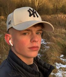Hot Solo Boys Gay Tube Selfies 60944b0b3cf76.jpg