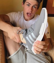 Hot Solo Boys Gay Tube Selfies 60944b6a3776e.jpg