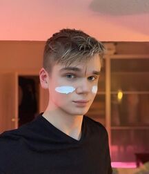 Hot Solo Boys Gay Tube Selfies 60944d0ad2ca1.jpg