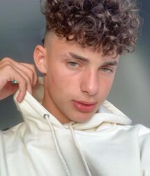 Hot Solo Boys Twink Gay Tube 60a0471361f02.jpg