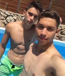 Hot Mixed Duo Twinks Gay Tube PR 60a2e5db2c33c.jpg